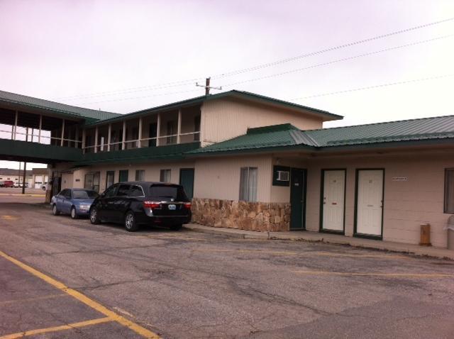 Silver Spur Motel Ландер Экстерьер фото